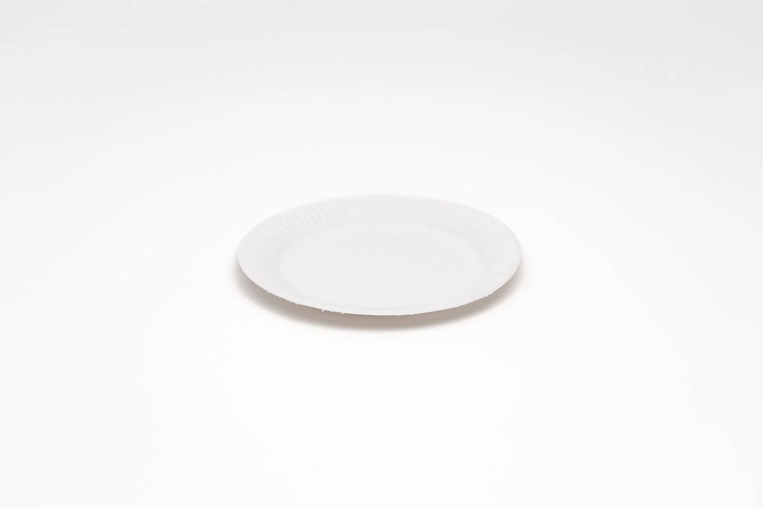 ASSIETTES CARTON 18CM