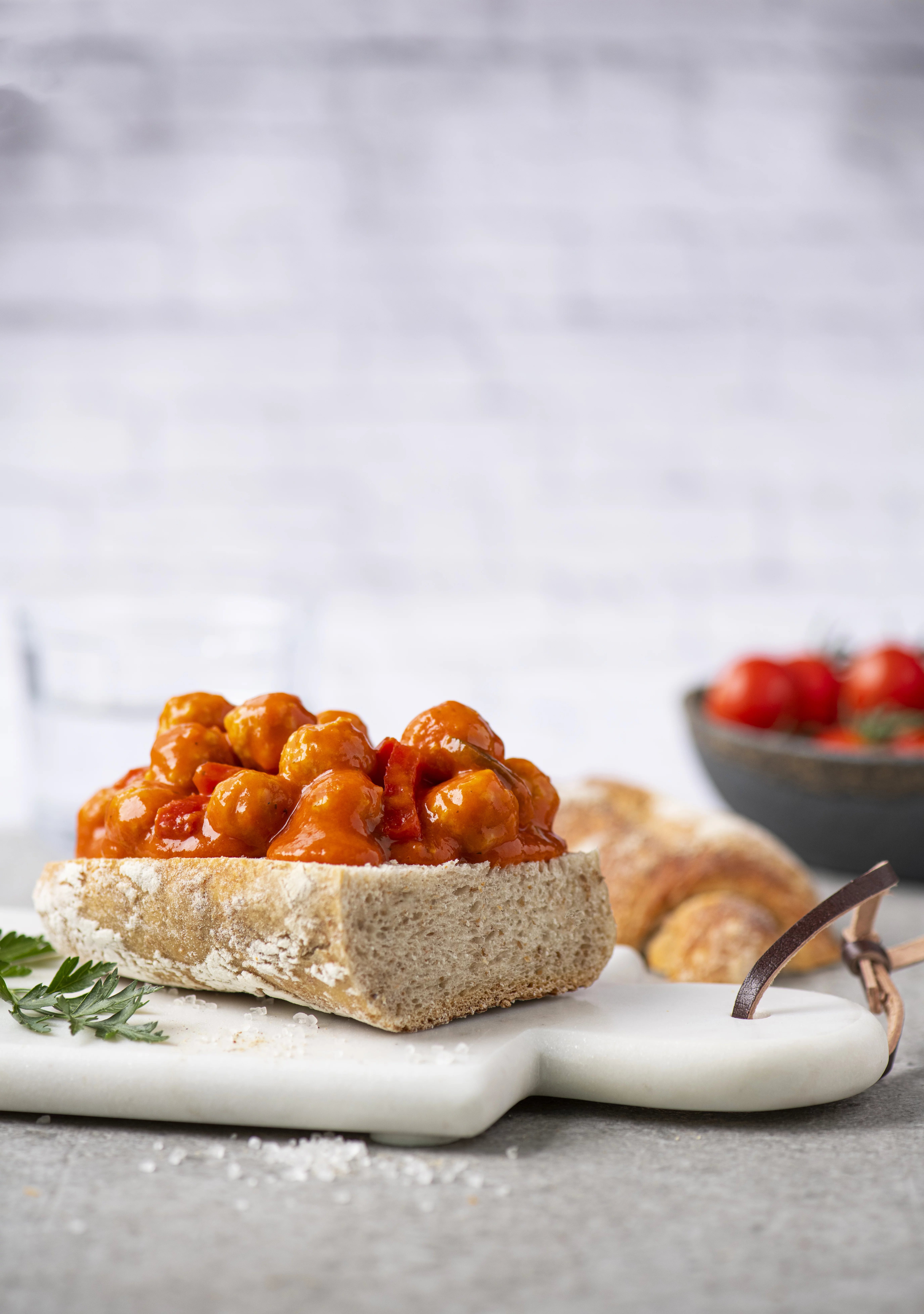 BALLETJES  IN TOMATENSAUS MM