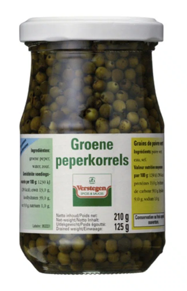 PEPERKORRELS GROEN OP SAP